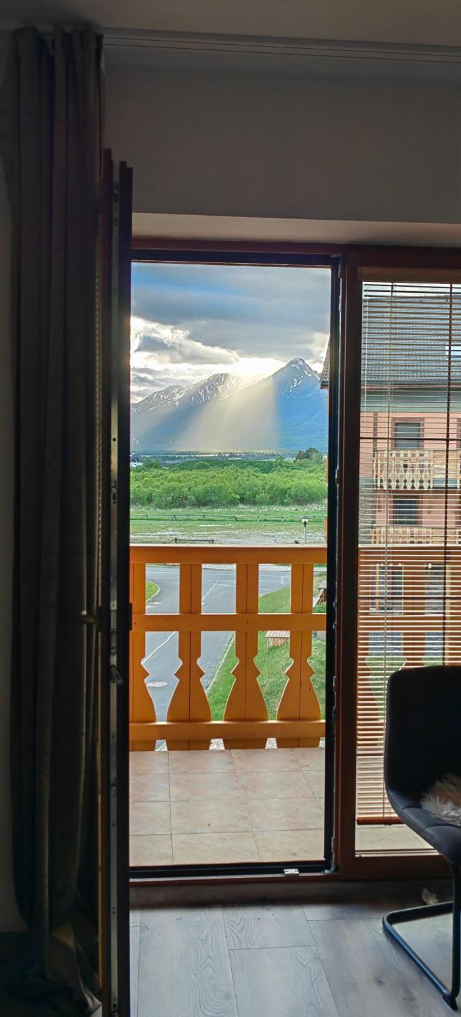 Apartment Fimm Велика Ломниця Екстер'єр фото